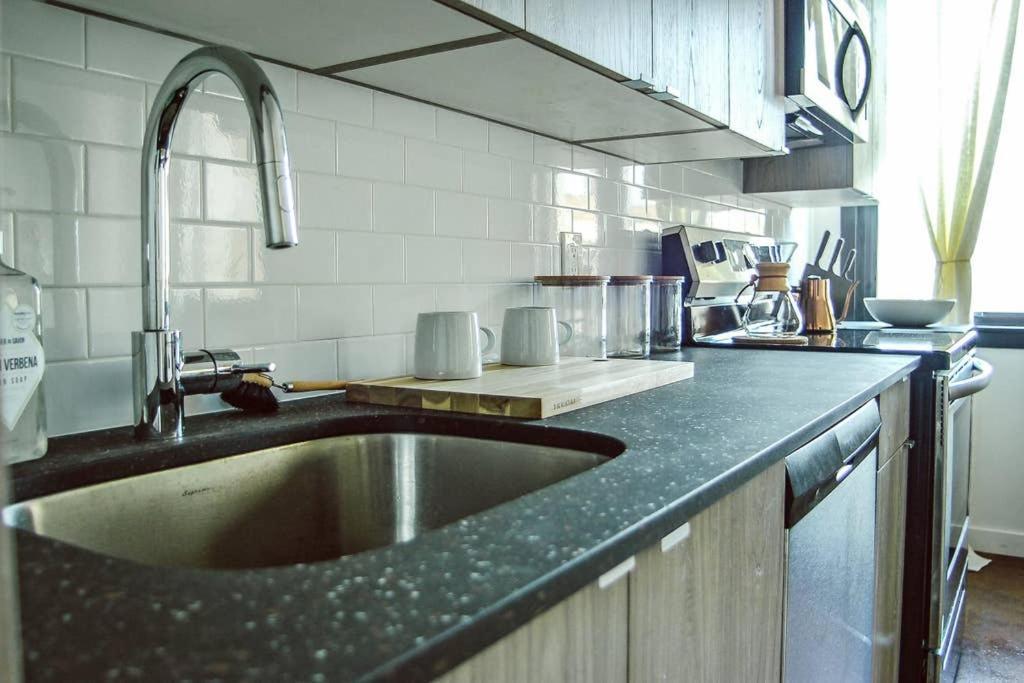 פילדלפיה Rail Park Downtown Studio, Amazing Views, Contactless Check-In מראה חיצוני תמונה